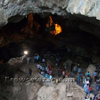 borra caves